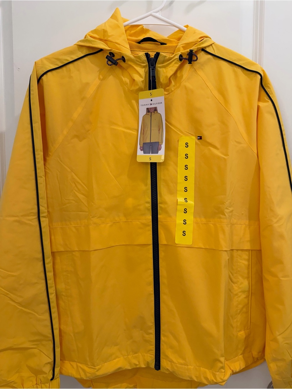 Tommy Hilfiger Windbreaker - Picture 6 of 6